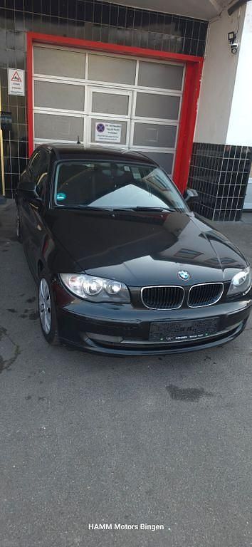 Gebraucht BMW 118 Advantage 143 PS (105 kW) 2009 Schwarz Kleinwagen