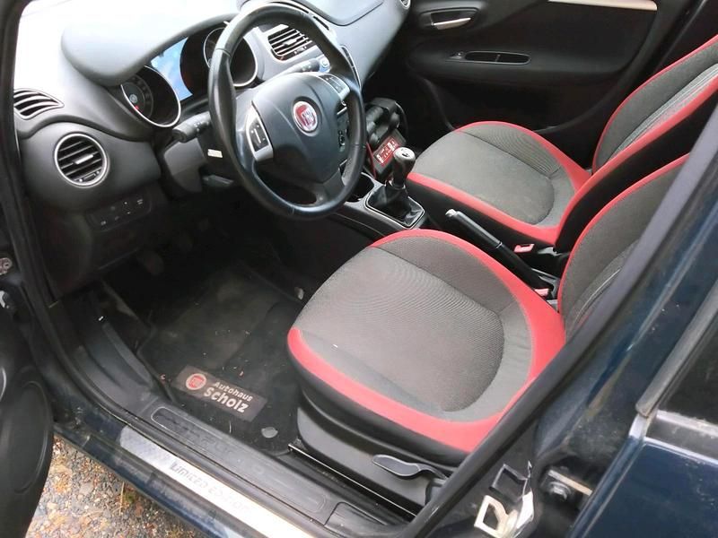 Blau Gebraucht 2012 Fiat Punto Kleinwagen | 2.350 € - Bild 1/4