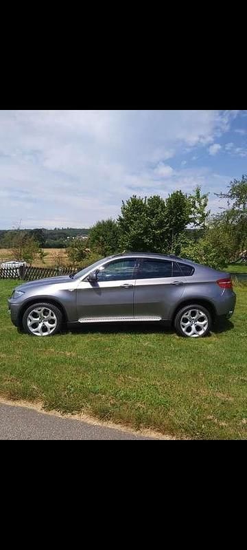 Silber Gebraucht 2011 BMW X6 SUV | 24.249 € - Bild 1/4