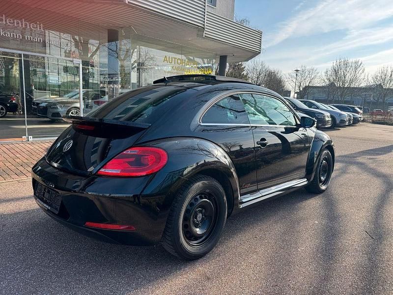 Gebraucht VW Beetle Cup 105 PS (77 kW) 2014 Schwarz Kleinwagen