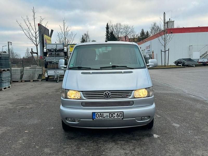 Second-hand VW T4 151 CP (111 kW) 2002 Argintiu Van