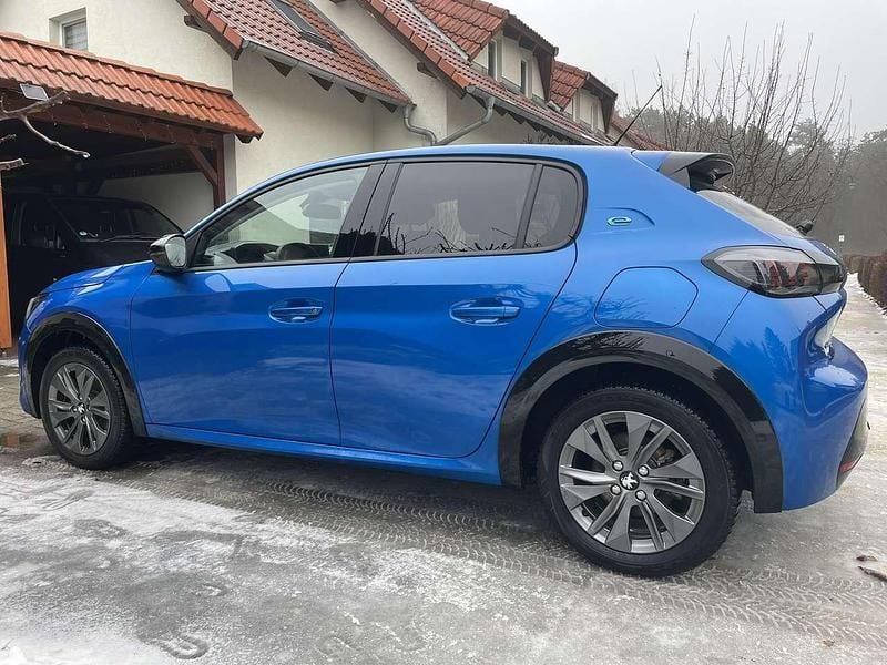 Gebraucht Peugeot 208 Allure 100 kW (136 PS) 2023 Blau Kleinwagen