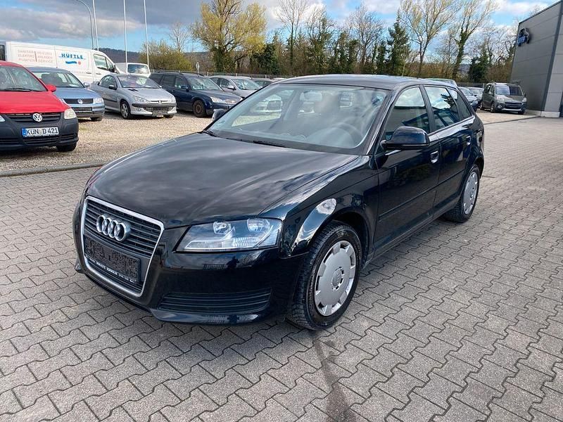 Second-hand Audi A3 Attraction 125 CP (91 kW) 2009 Negru Hatchback