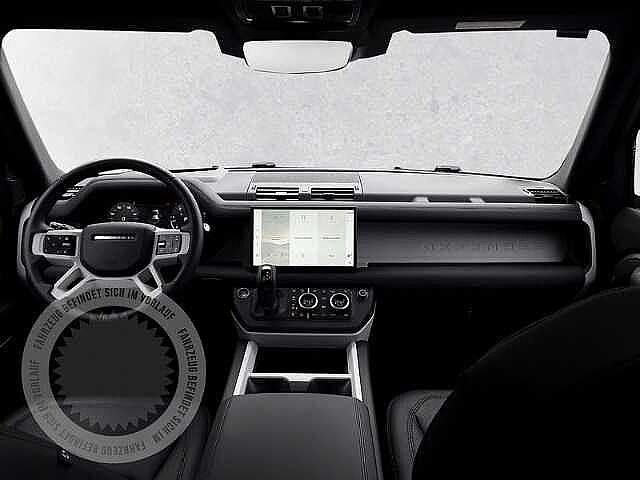 Gebraucht Land Rover Defender SE Dynamic 304 PS (223 kW) 2025 Pangea green SUV