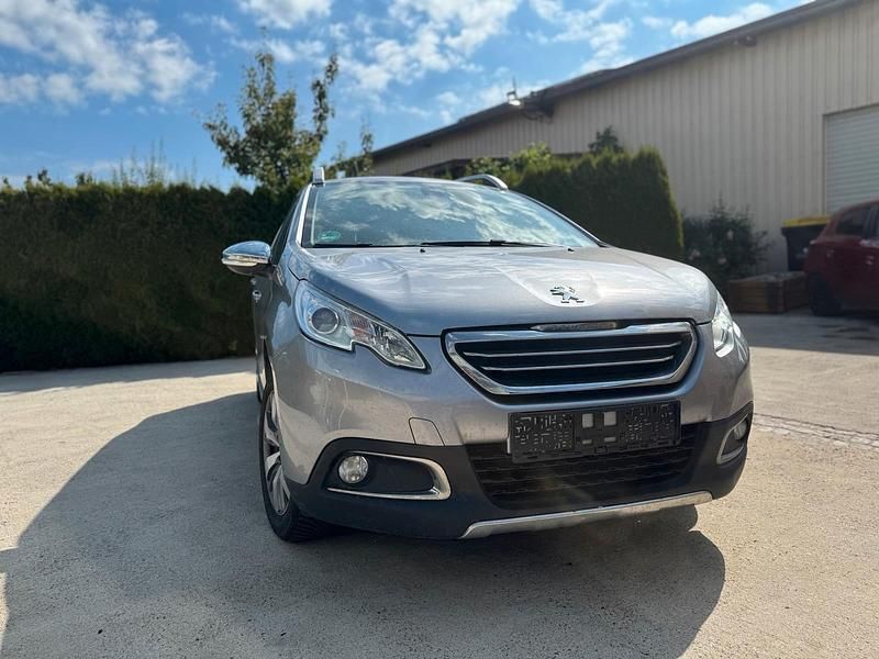Silber Gebraucht 2016 Peugeot 2008 SUV | 5.999 € (Superpreis) - Bild 1/4