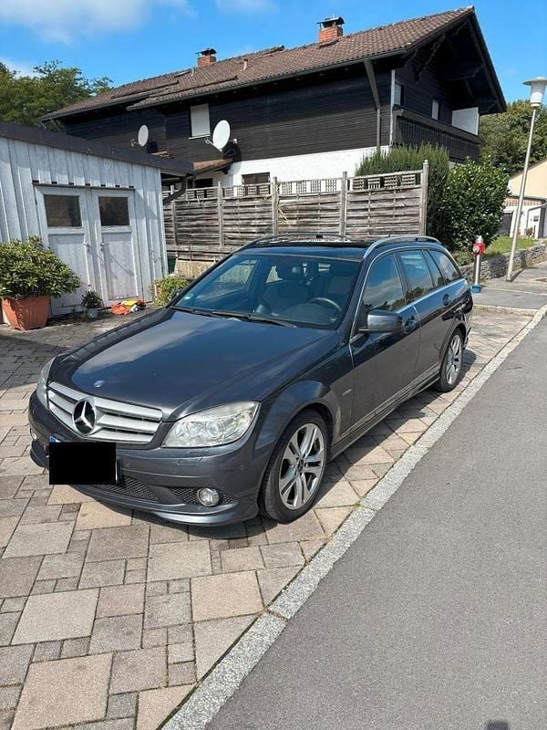 Grau Gebraucht 2010 Mercedes C220 Kombi | 6.500 € (Fairer Preis) - Bild 1/4
