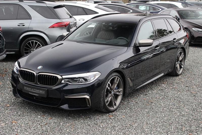 Schwarz Gebraucht 2018 BMW M550 Sport Line Limousine | 28.900 € (Fairer Preis) - Bild 1/4