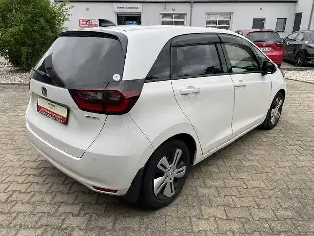 Gebraucht Honda Jazz Executive 98 PS (72 kW) 2023 Weiß Kleinwagen