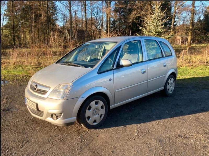 Silber Gebraucht 2007 Opel Meriva Van / Kleinbus | 3.499 € (Etwas zu teuer) - Bild 1/4