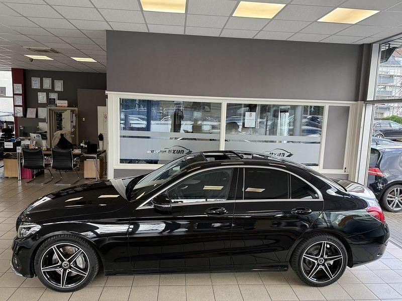 Gebraucht Mercedes C250 AMG line 211 PS (155 kW) 2018 Schwarz Limousine