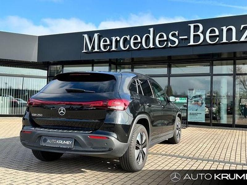 Gebraucht Mercedes EQA250 Progressive 139 kW (190 PS) 2021 Schwarz SUV