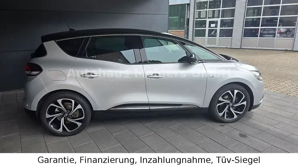Gebraucht Renault Scenic E-Tech Bose Edition 132 PS (97 kW) 2016 Silber Van / Kleinbus
