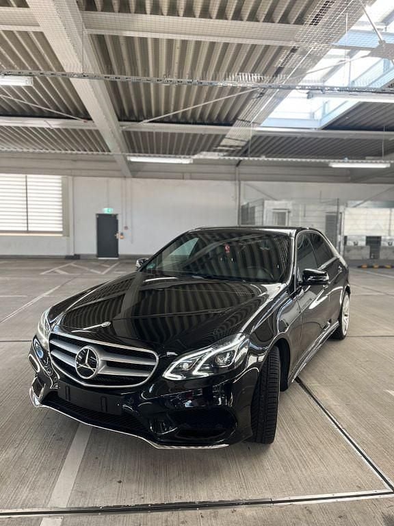 Gebraucht Mercedes E250 Avantgarde 204 PS (150 kW) 2015 Schwarz Kombi