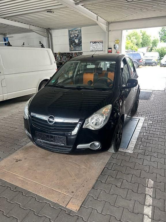 Schwarz Gebraucht 2008 Opel Agila Edition Limousine | 2.499 € (Guter Preis) - Bild 1/4