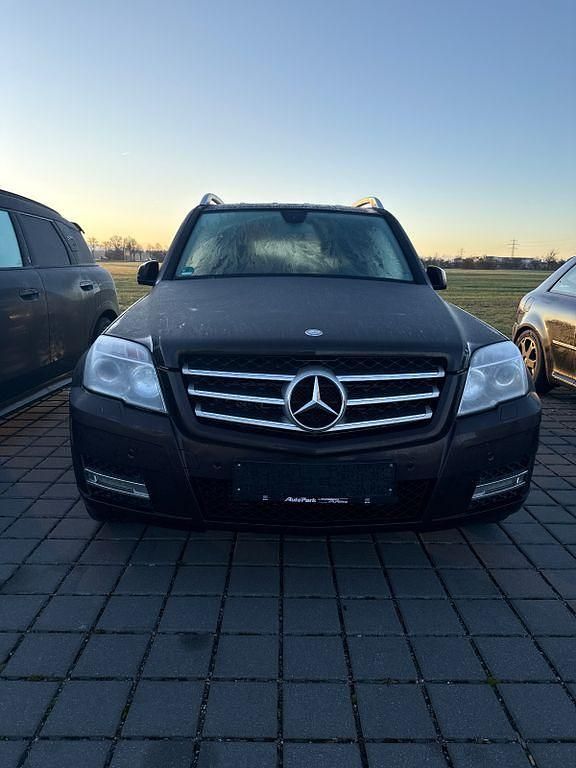 Braun Gebraucht 2011 Mercedes GLK350 SUV | 13.900 € (Guter Preis) - Bild 1/4