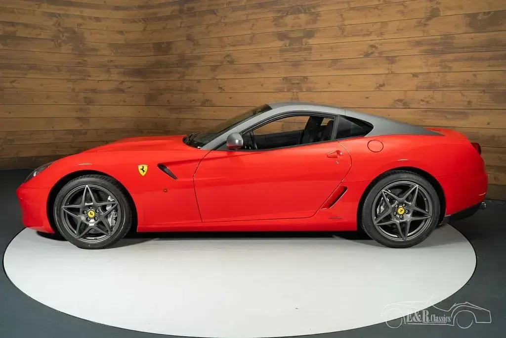 Gebraucht Ferrari 599 619 PS (455 kW) 2009 Rot Coupé