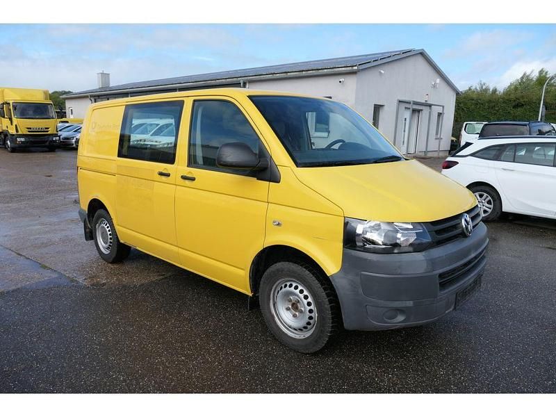 Gebraucht VW T5 84 PS (61 kW) 2012 Ginstergelb r1032 Van