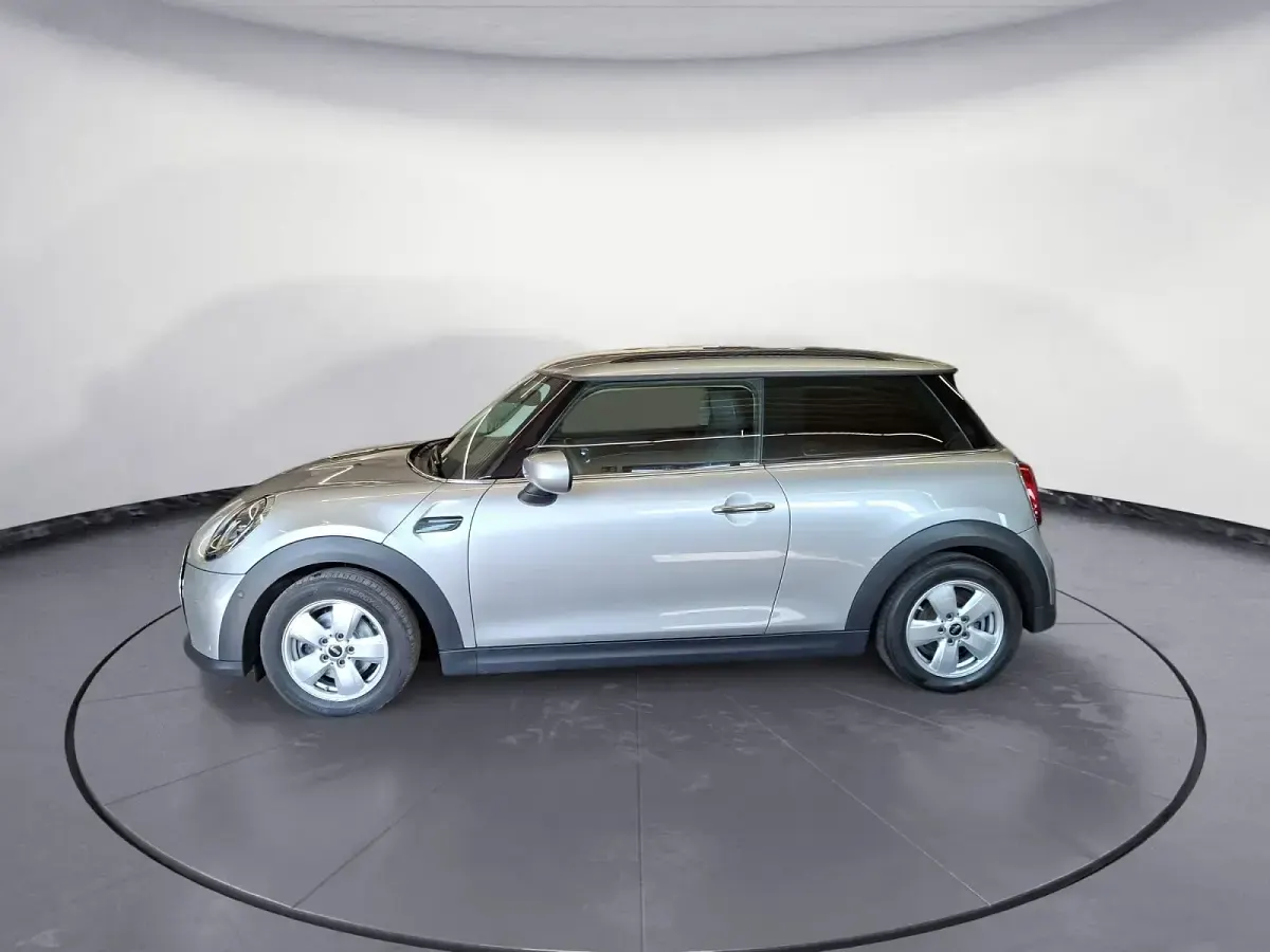 Gebraucht Mini Cooper Essential 136 PS (100 kW) 2023 Kleinwagen