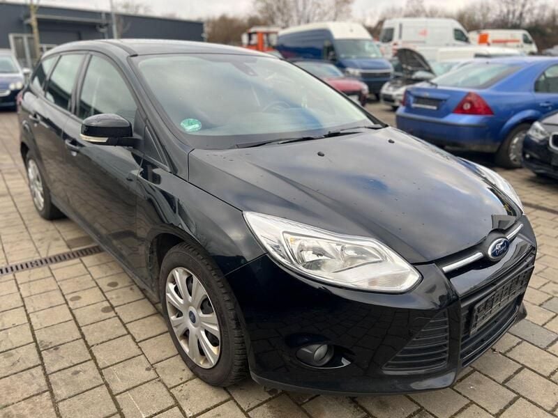 Gebraucht Ford Focus SYNC Edition 101 PS (74 kW) 2014 Schwarz Kombi