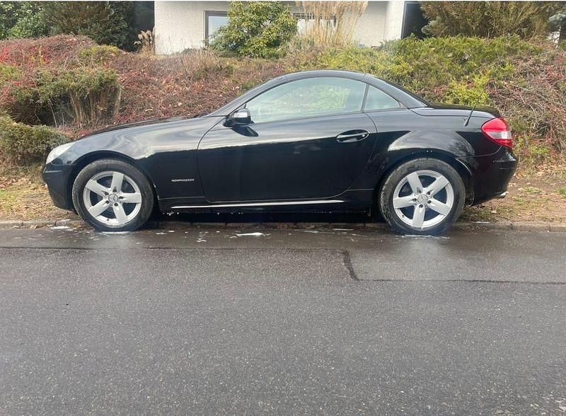 Gebraucht Mercedes SLK200 184 PS (135 kW) 2008 Schwarz Cabrio
