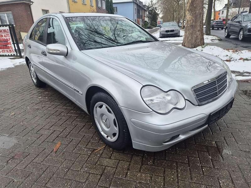 Gebraucht Mercedes C200 163 PS (119 kW) 2002 Silber Limousine