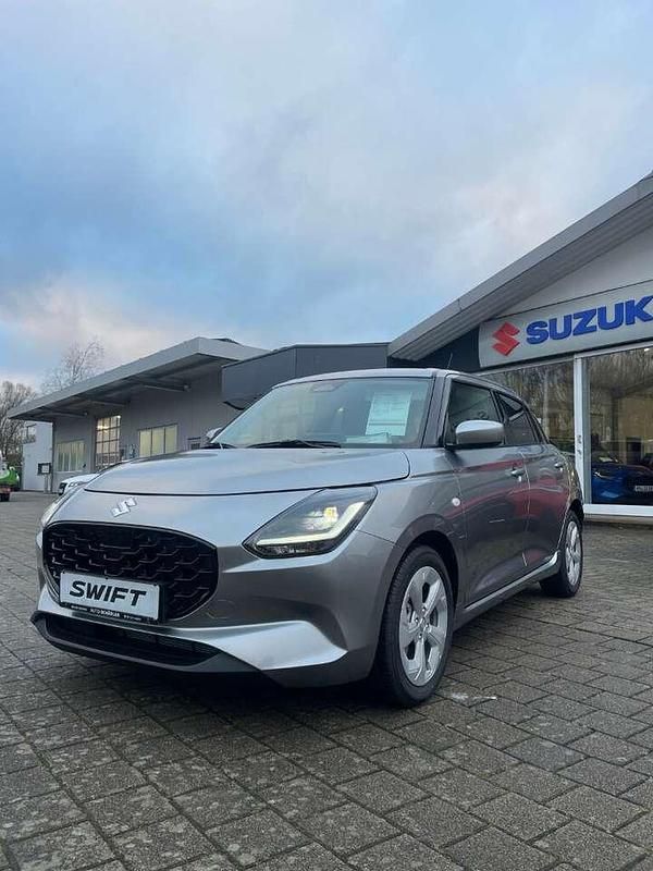 Neu Suzuki Swift Comfort 83 PS (61 kW) 2025 Silber Kleinwagen