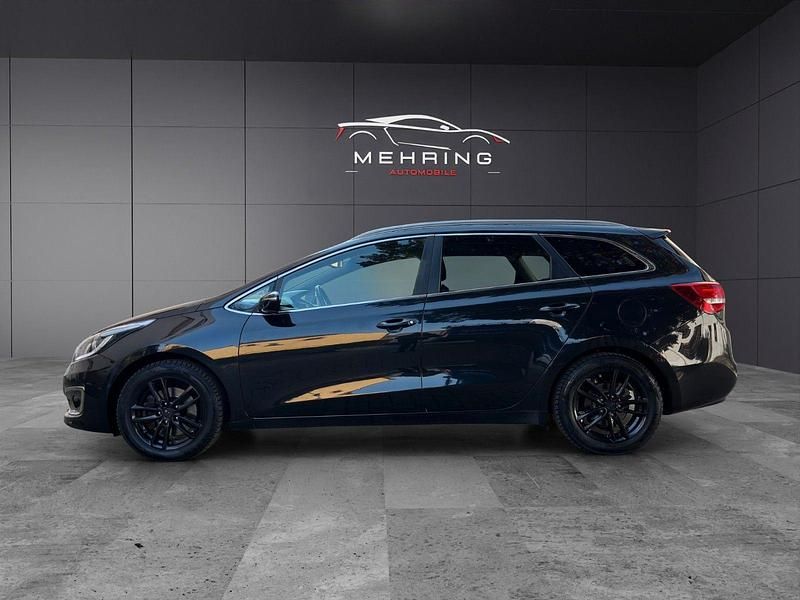 Gebraucht Kia Ceed 135 PS (99 kW) 2018 Schwarz Kleinwagen