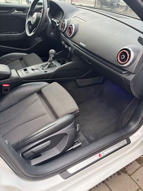 Gebraucht Audi A3 S-Line 150 PS (110 kW) 2018 Weiß Limousine