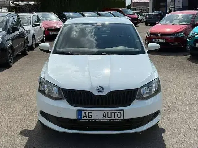 Gebraucht Skoda Fabia Cool Edition 90 PS (66 kW) 2016 Laserweiss Kleinwagen