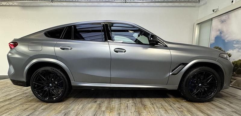 Gebraucht BMW X6 M Performance 625 PS (459 kW) 2025 Frozen pure grey metallic SUV