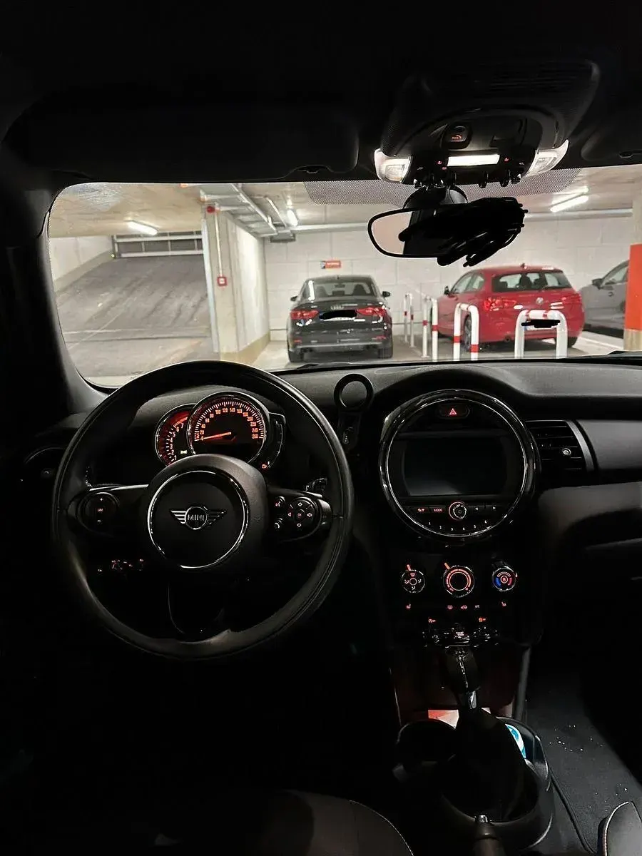 Occasion Mini ONE 102 PK (75 kW) 2020 Beige Hatchback