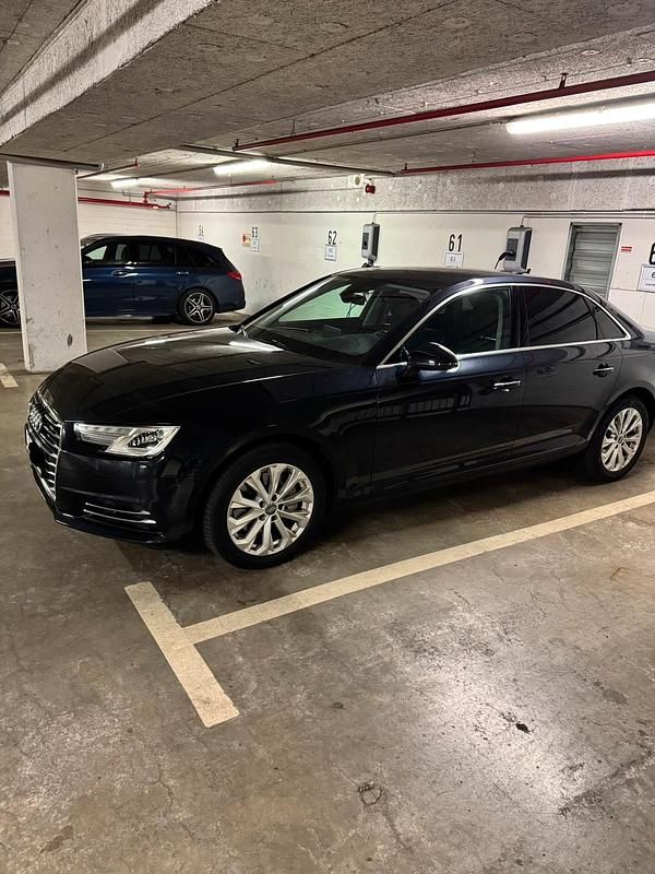 Gebraucht Audi A4 Ambiente 190 PS (139 kW) 2018 Andere farben Limousine