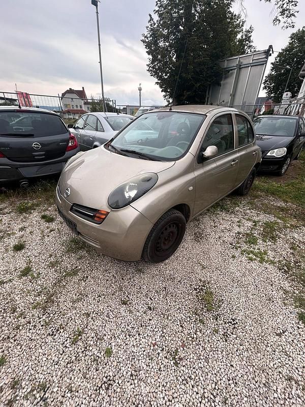 Gold Gebraucht 2004 Nissan Micra Kleinwagen | 599 € (Superpreis) - Bild 1/4