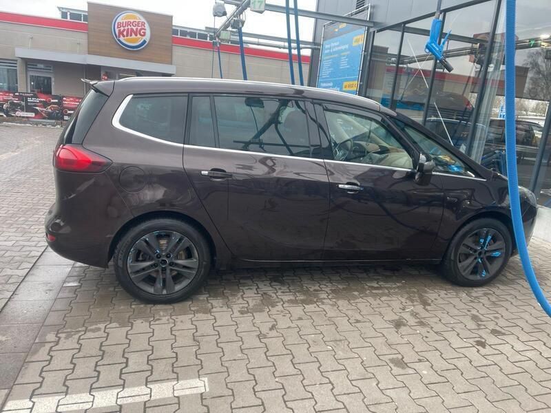 Beige Gebraucht 2012 Opel Zafira Tourer Van / Kleinbus | 7.500 € (Guter Preis) - Bild 1/4