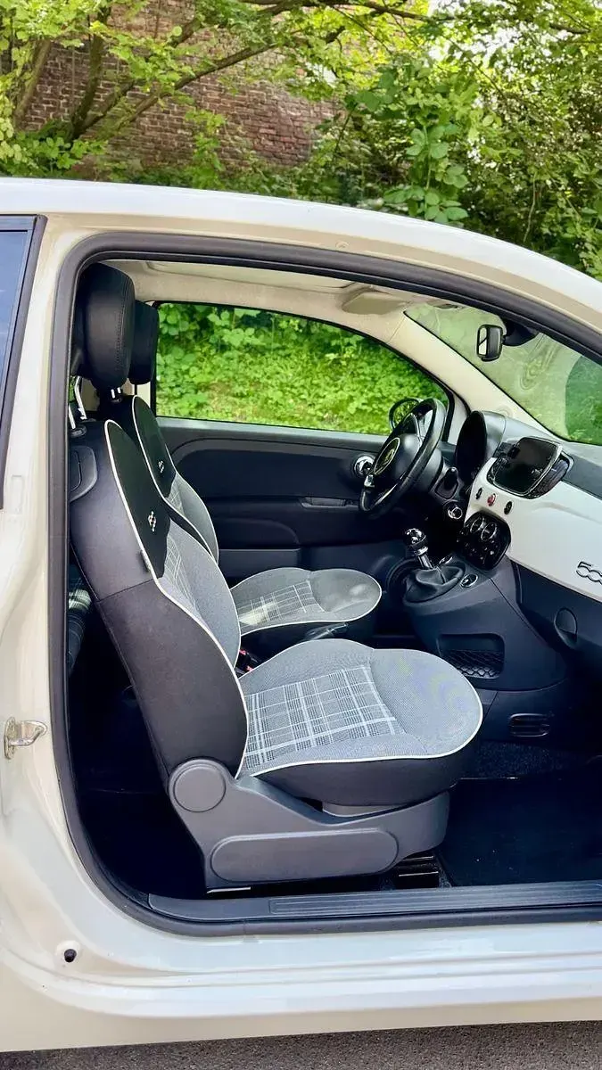 Gebraucht Fiat 500 Lounge 69 PS (50 kW) 2017 Weiß Kleinwagen