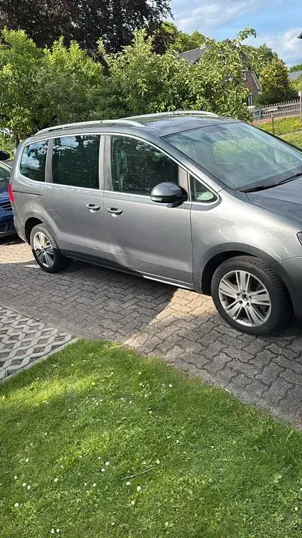 Gebraucht Seat Alhambra Ecomotive 170 PS (125 kW) 2011 Silber Van / Kleinbus