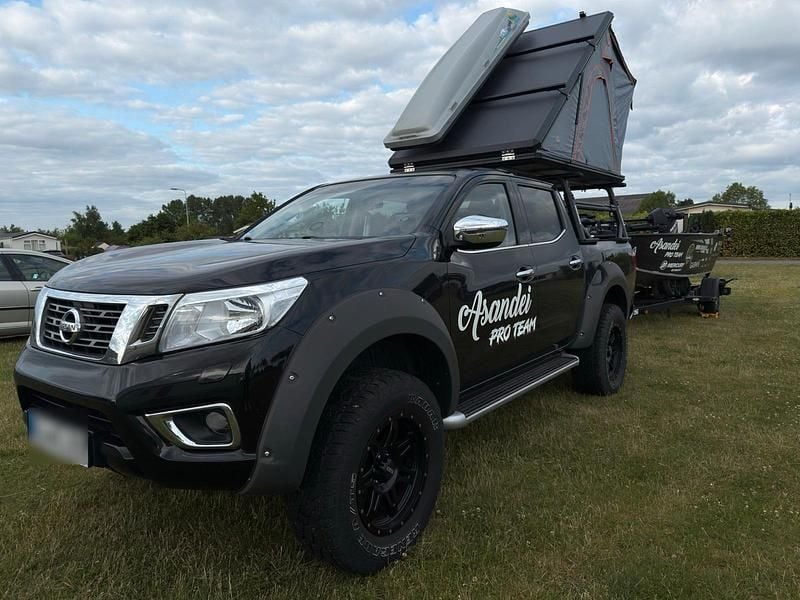 Gebraucht Nissan Navara 163 PS (119 kW) 2018 Schwarz Abholung