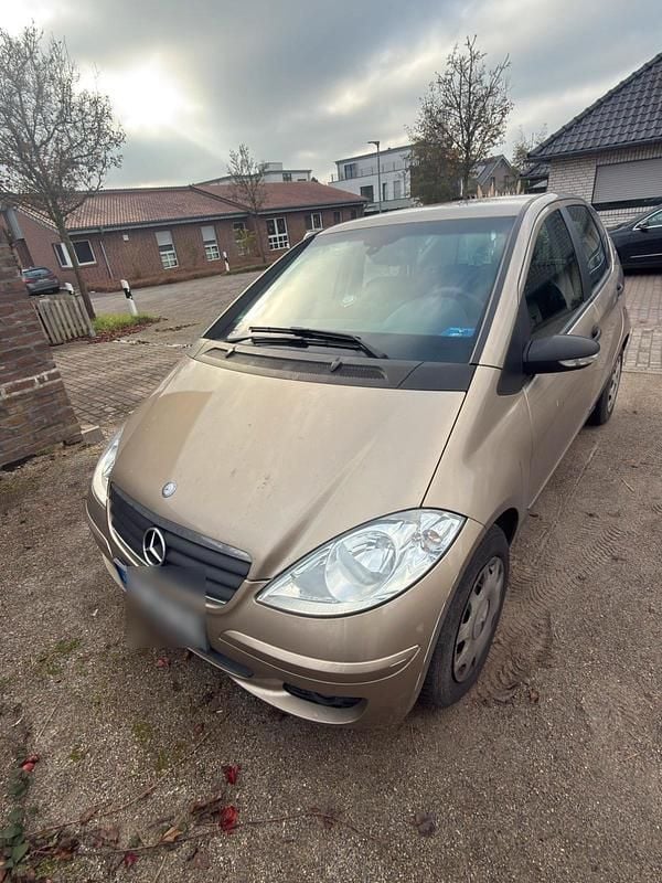 Gold Gebraucht 2006 Mercedes A180 Kleinwagen | 4.250 € (Fairer Preis) - Bild 1/4