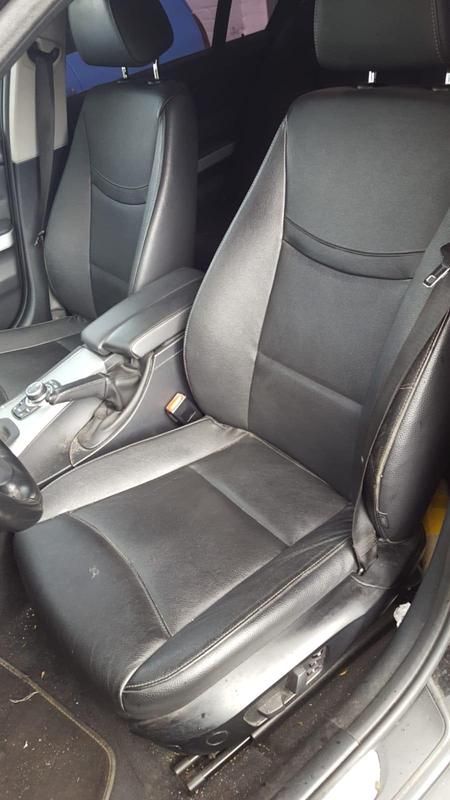 Gebraucht BMW 318 143 PS (105 kW) 2011 Schwarz Limousine