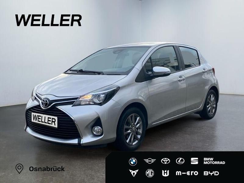 Silber Gebraucht 2017 Toyota Yaris Edition-S Kleinwagen | 12.990 € (Etwas zu teuer) - Bild 1/3