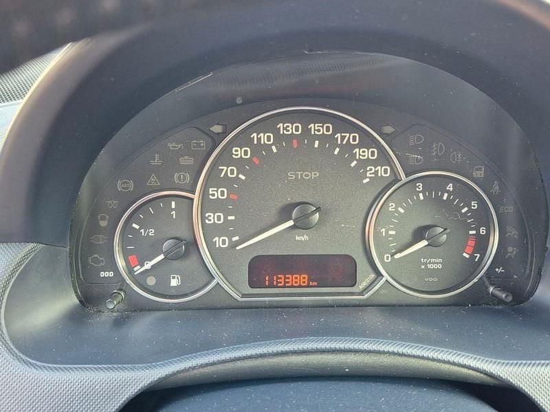 Grau Gebraucht 2006 Peugeot 1007 Filou Kleinwagen | 2.300 € (Fairer Preis) - Bild 1/4