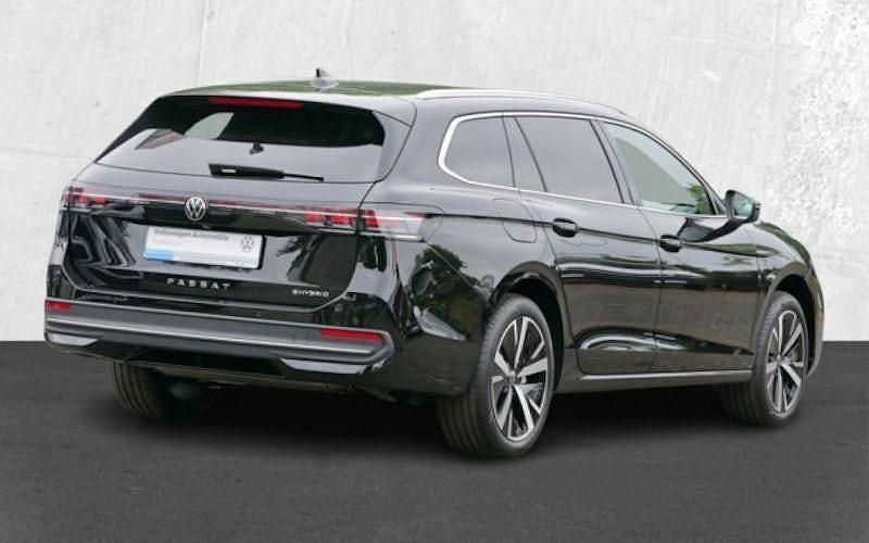Neu VW Passat Business 272 PS (200 kW) 2025 Schwarz Kombi