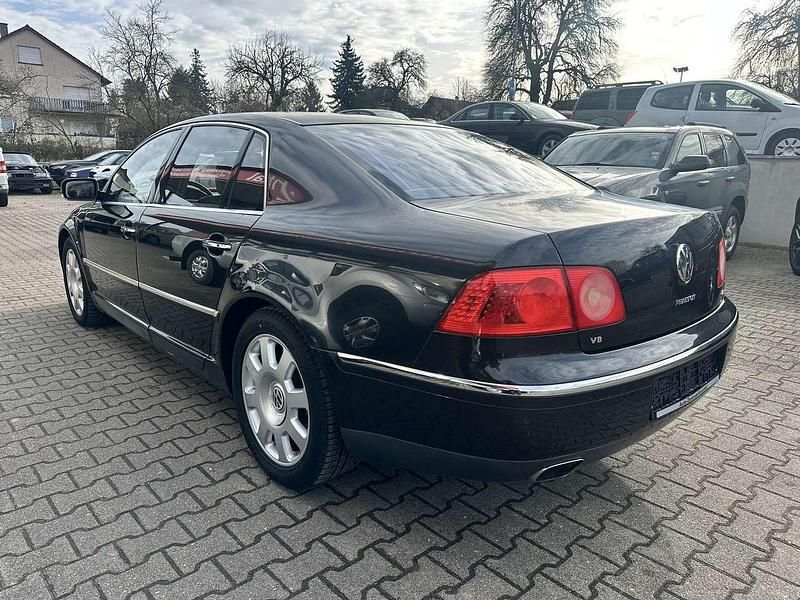 Gebraucht VW Phaeton 334 PS (245 kW) 2004 Tarantella schwarz perleffekt Limousine
