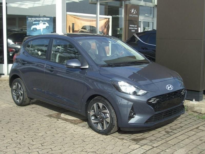 Neu Hyundai i10 Trend 79 PS (58 kW) 2025 Grau Kleinwagen