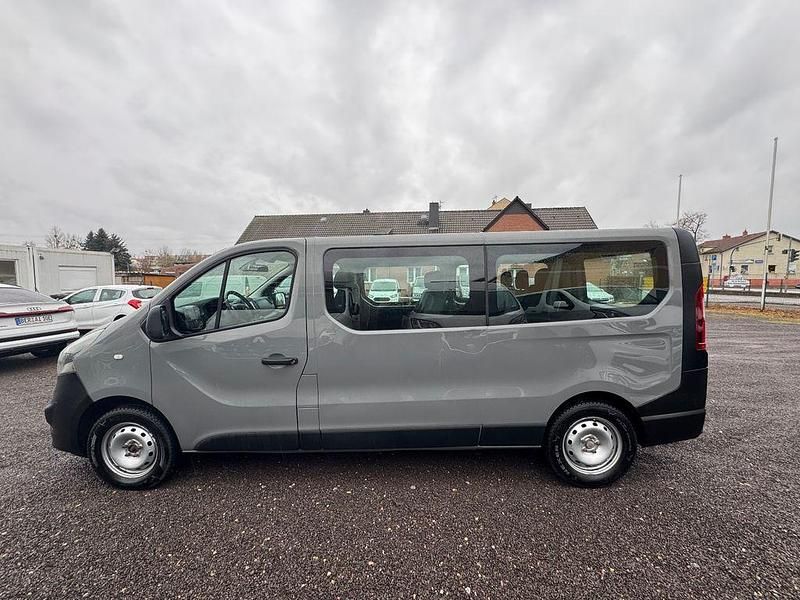 Gebraucht Opel Vivaro 120 PS (88 kW) 2019 Grau Van / Kleinbus