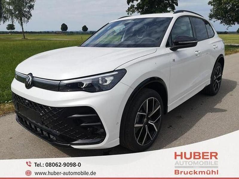 Neu VW Tiguan R-line 193 PS (141 kW) 2025 Oryxweiß metallic SUV