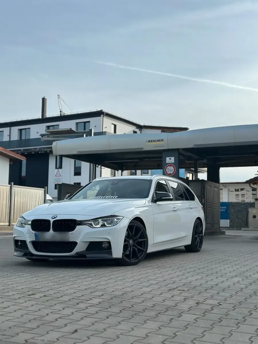 Gebraucht BMW 320 Advantage 190 PS (139 kW) 2017 Weiß Kombi