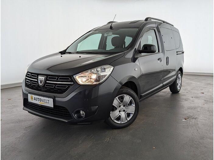 Grau Gebraucht 2020 Dacia Dokker Comfort Van | 15.460 € (Fairer Preis) - Bild 1/4