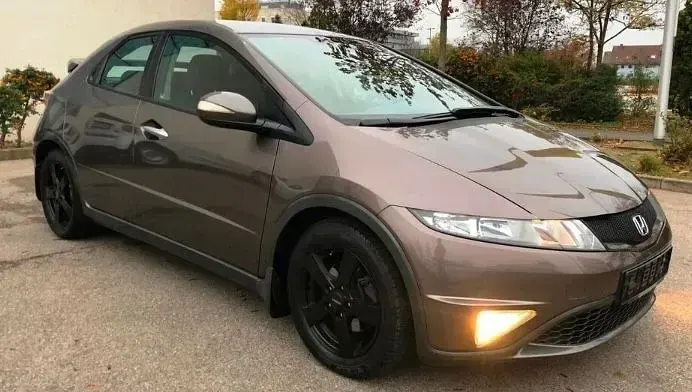 Gebraucht Honda Civic 140 PS (102 kW) 2011 Braun Limousine