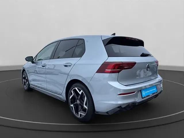 Gebraucht VW Golf VIII R-line 150 PS (110 kW) 2025 Silber Limousine